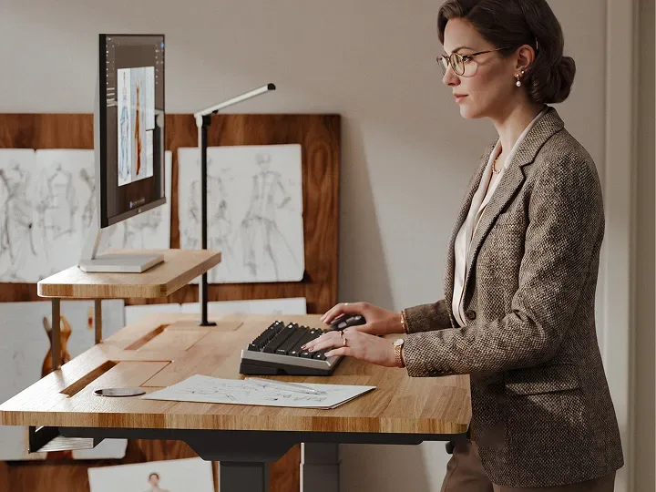 Flexispot E7 Hive, bureau assis debout en hévéa massif avec accessoires intégrés