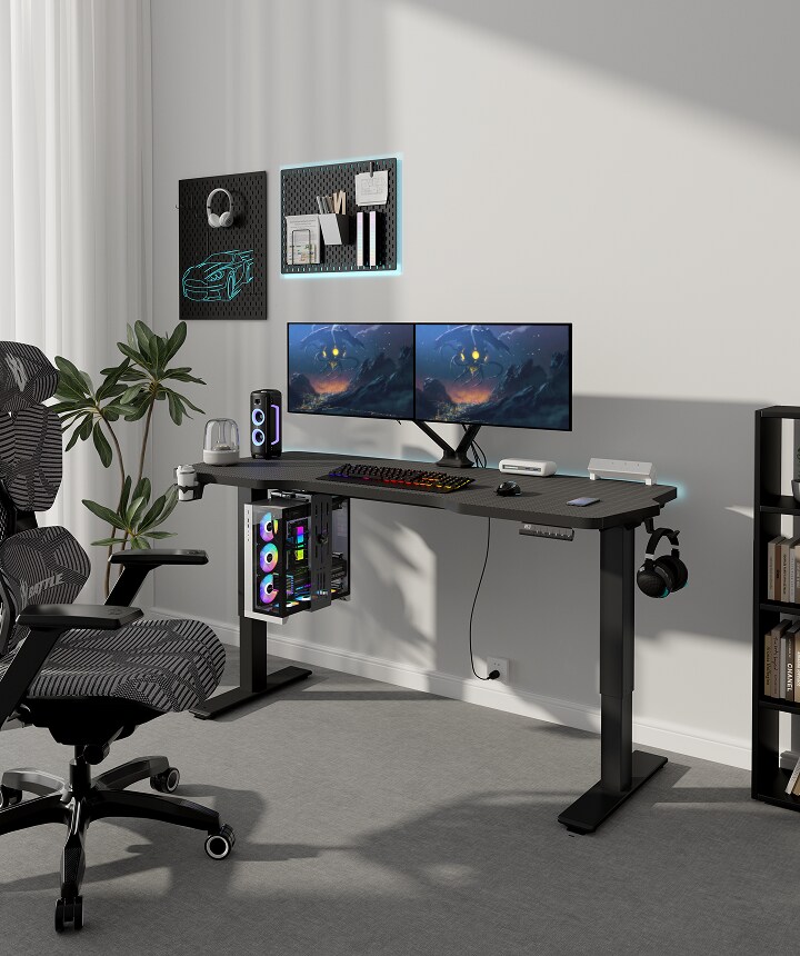 Bureau gaming assis debout Flexispot GT3 avec porte-gobelet et support de casque
